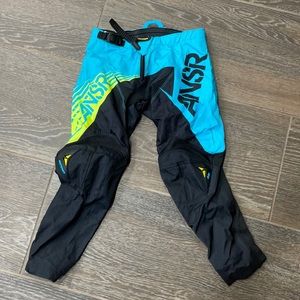 Reinforced motorcycle pants. Worn once. No tears or stains.